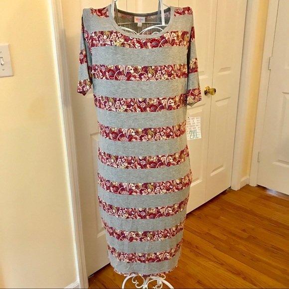 LuLaRoe Dresses & Skirts - Beautiful LuLaRoe Julia Dress